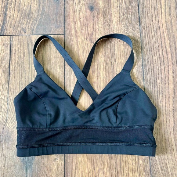 lululemon athletica Other - lululemon Cross-back Mesh Vented Sports Bra, 6